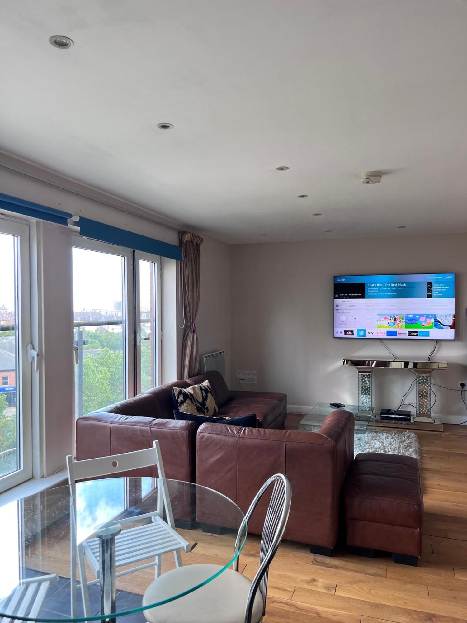 Great City Centre Getaway Apartment 2 Bed Near The Beach And Shopping Area Swansea Exteriér fotografie