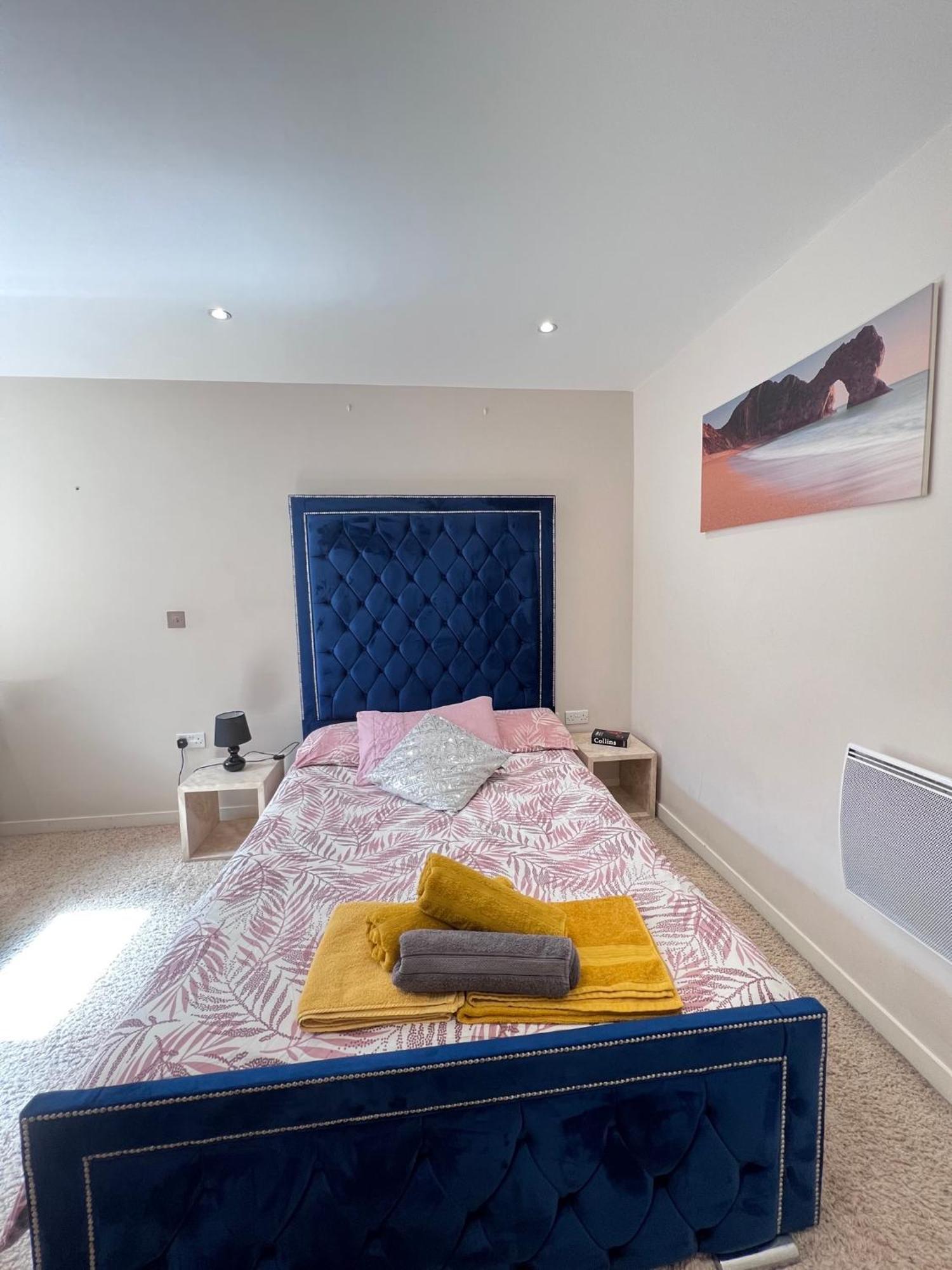 Great City Centre Getaway Apartment 2 Bed Near The Beach And Shopping Area Swansea Exteriér fotografie