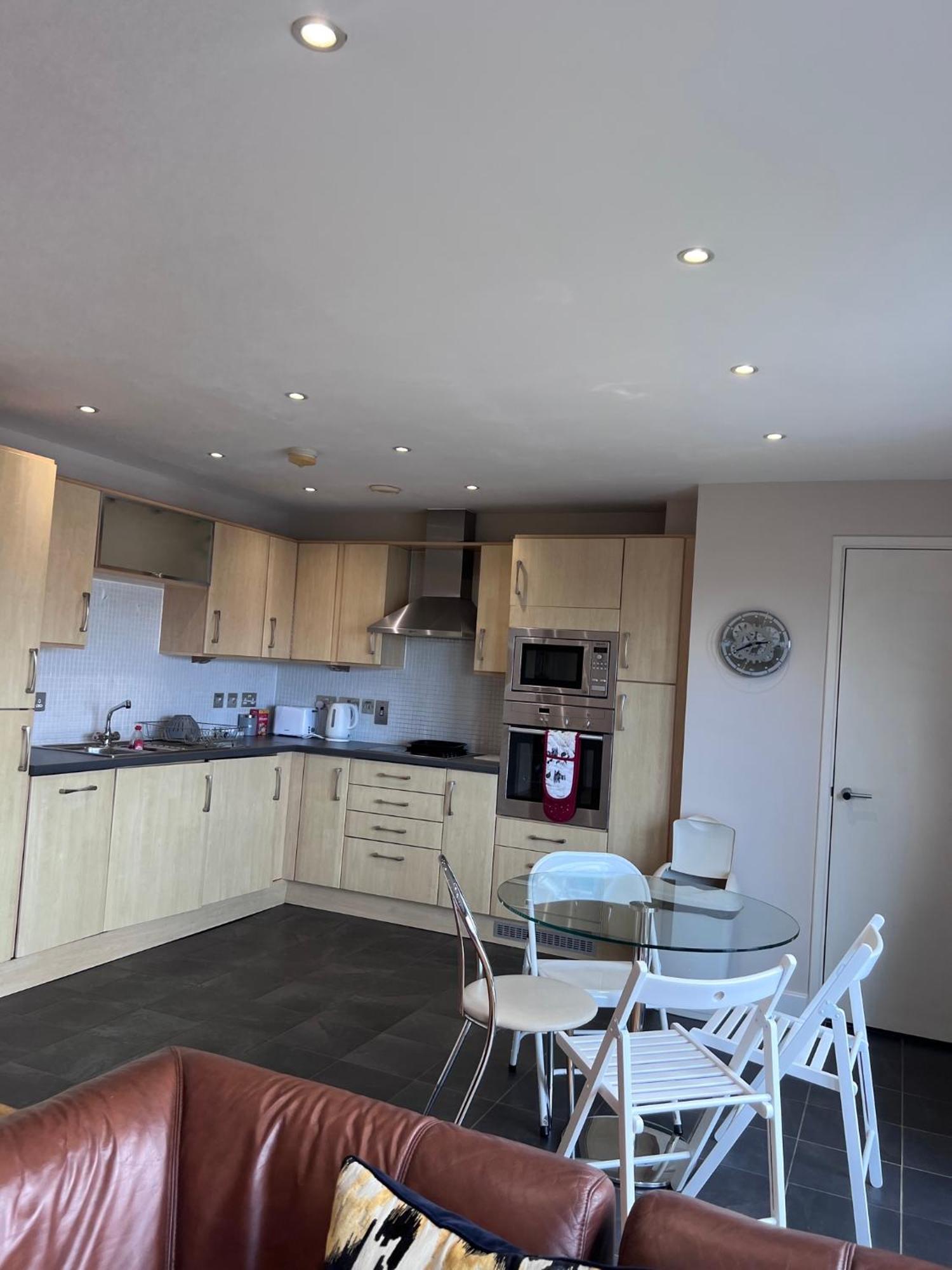 Great City Centre Getaway Apartment 2 Bed Near The Beach And Shopping Area Swansea Exteriér fotografie